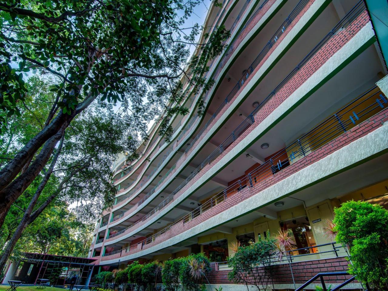 Gardeenia Comfortes Suites-Fully Vaccinated Staff Bangalore Ngoại thất bức ảnh